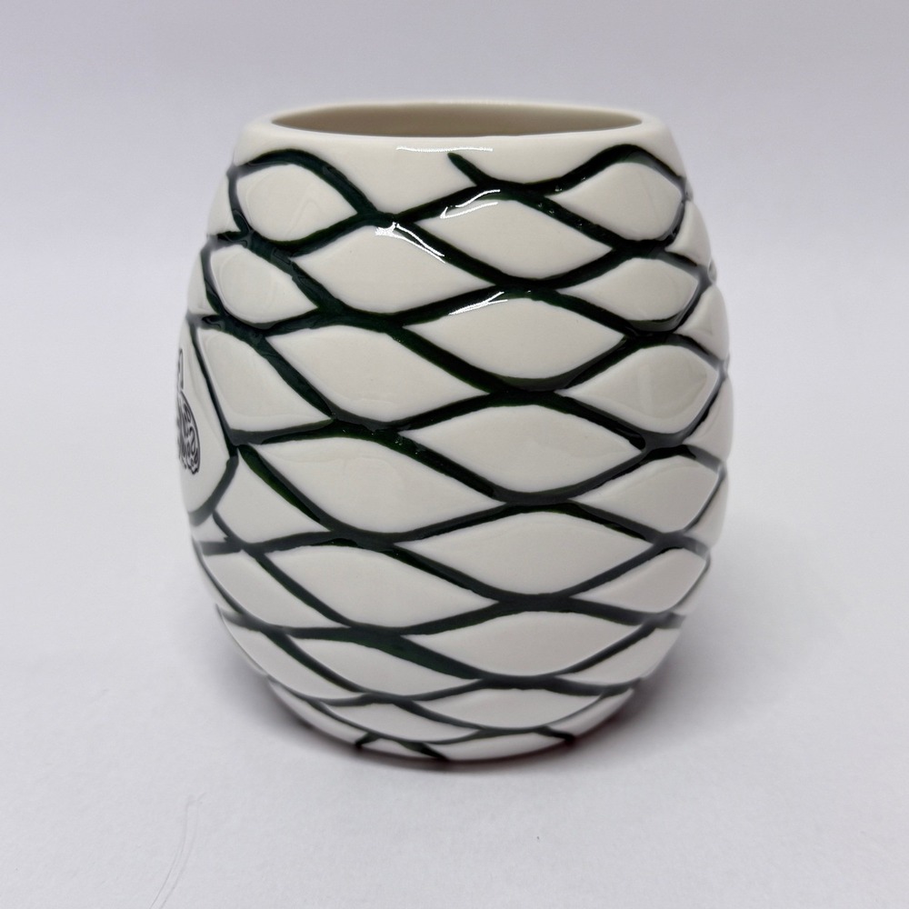 4 Patron Tequila Agave Pina Ceramic Cocktail Tiki Mug White Green Bee Logo - Picture 5 of 10